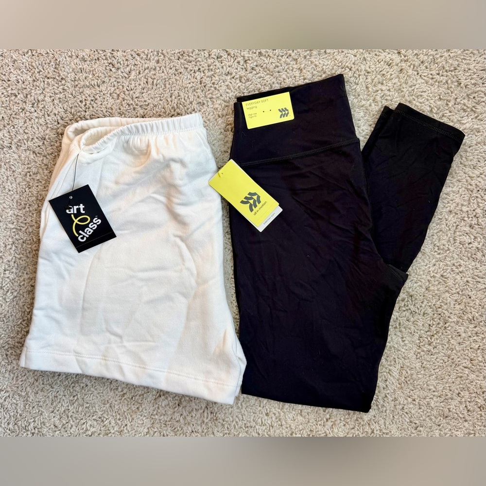 NWT Bundle of (2) Target Brand Bottoms Girls XL